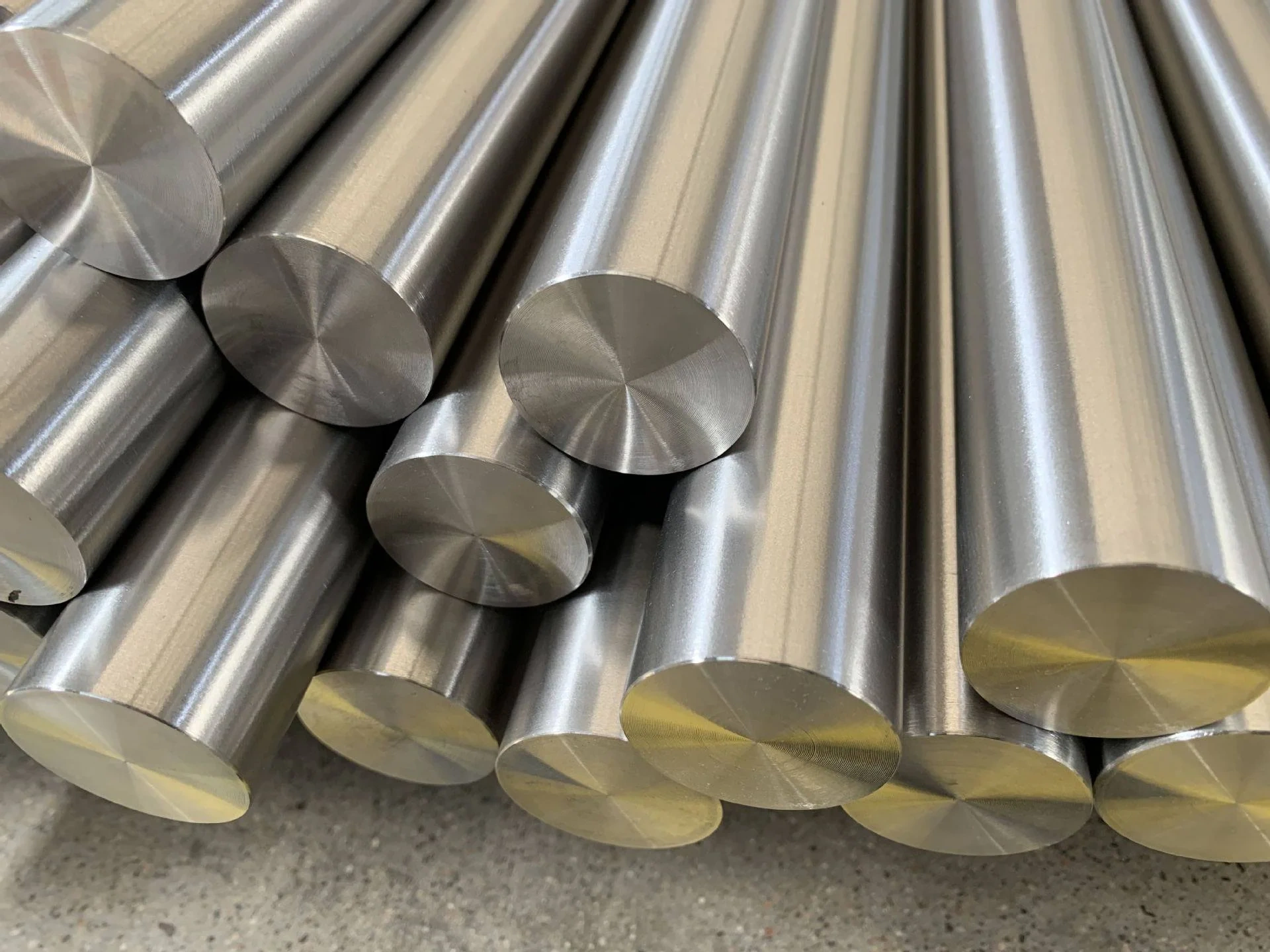 Inconel 625/718